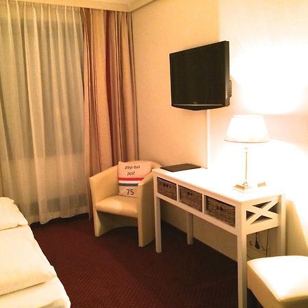 Hotel Waldkur Leer Zewnętrze zdjęcie