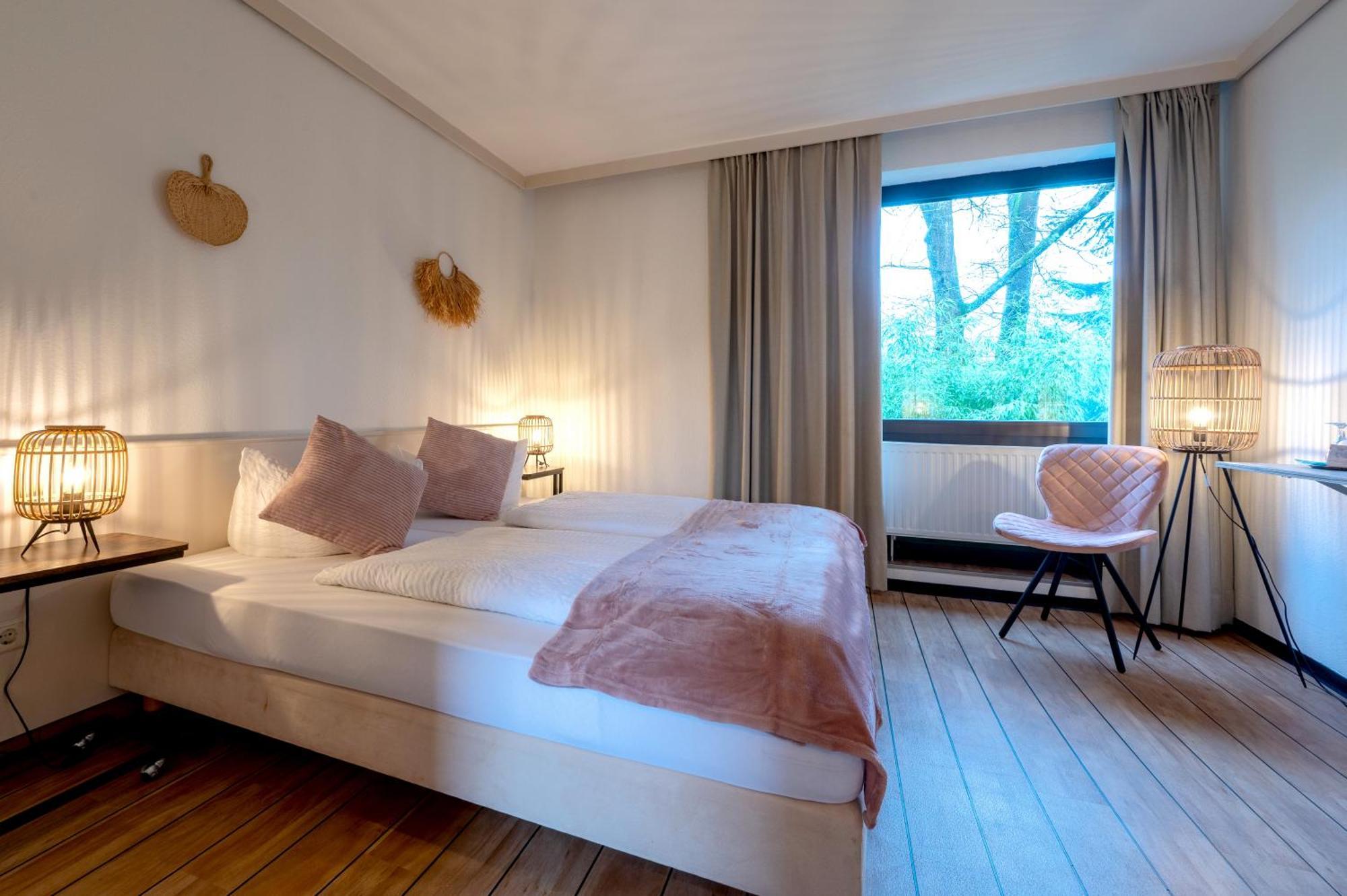 Hotel Waldkur Leer Zewnętrze zdjęcie