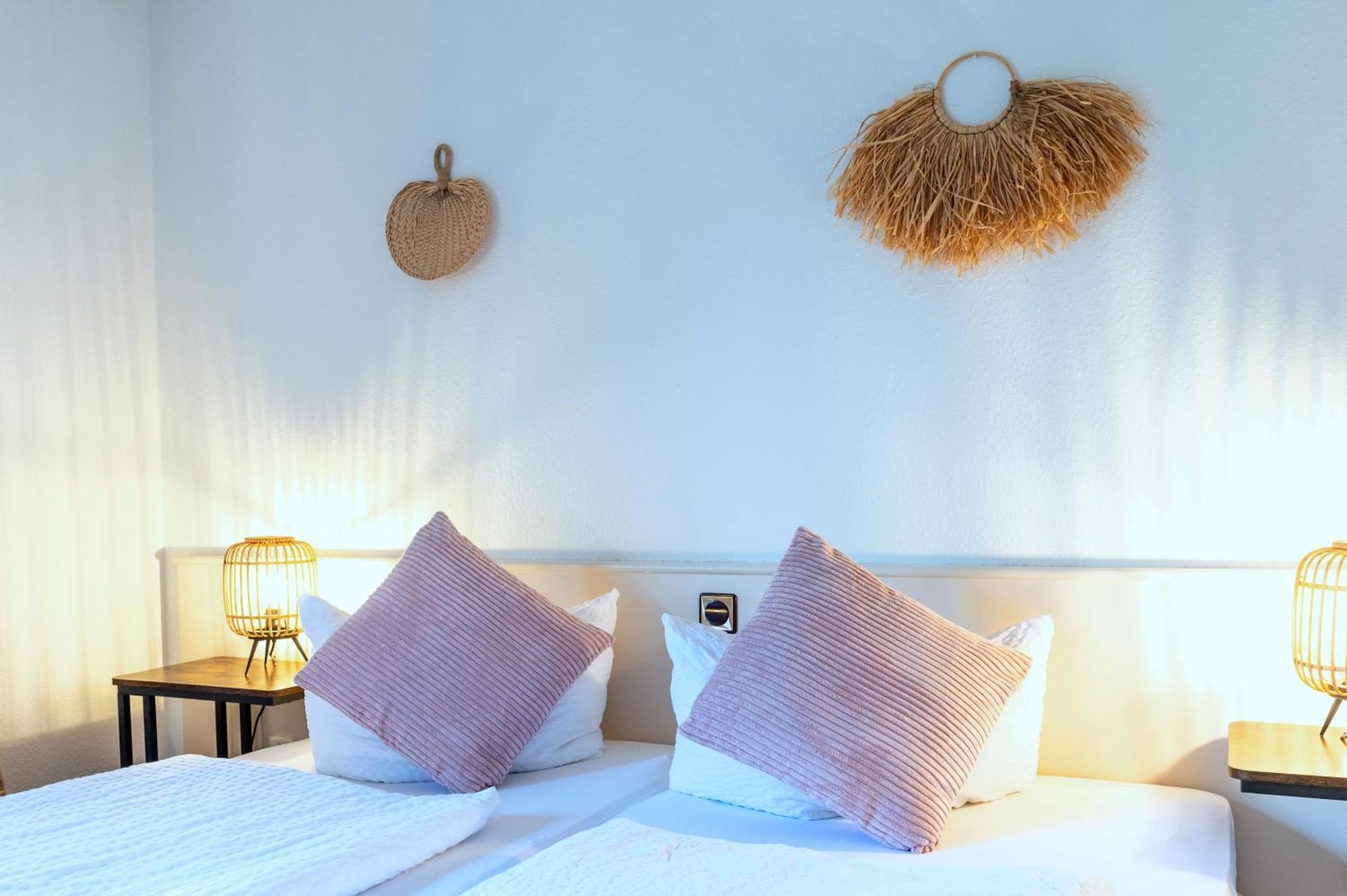 Hotel Waldkur Leer Zewnętrze zdjęcie