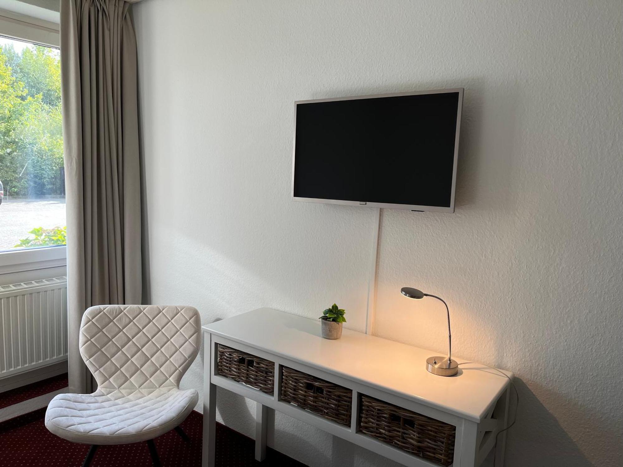Hotel Waldkur Leer Zewnętrze zdjęcie